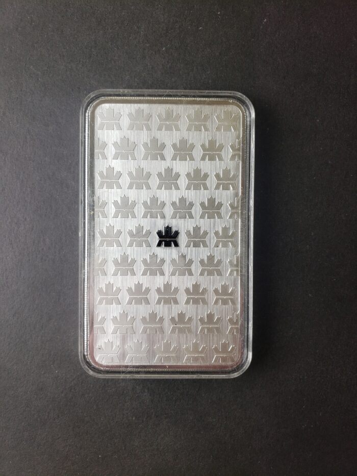 Royal Canadian Mint 10oz Silver Bar in a Capsule - Image 2
