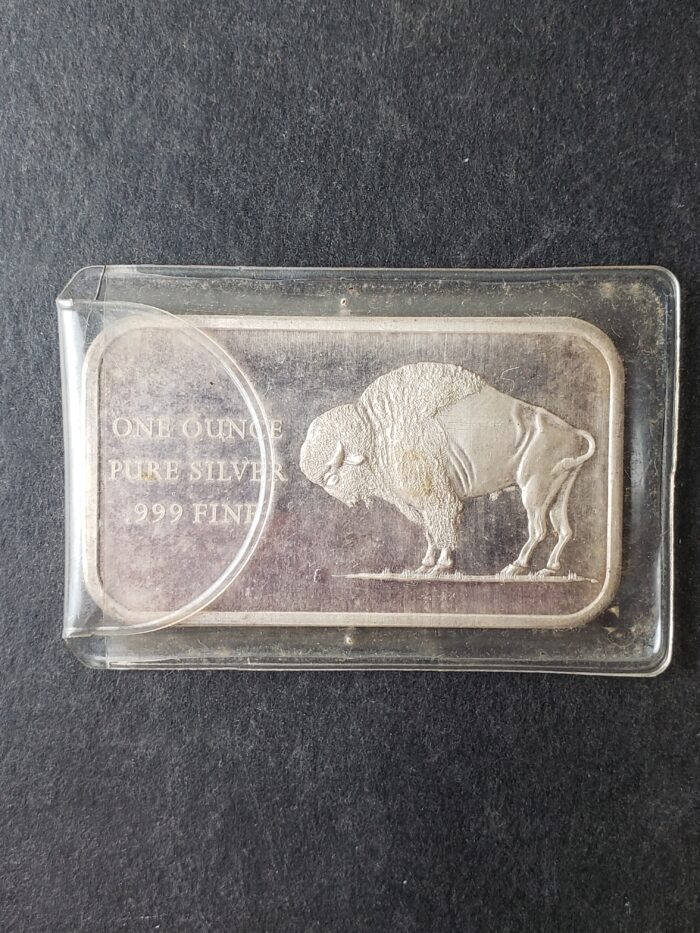 1976 1oz Silver Buffalo Bar in Plastic 50c/oz Over Spot