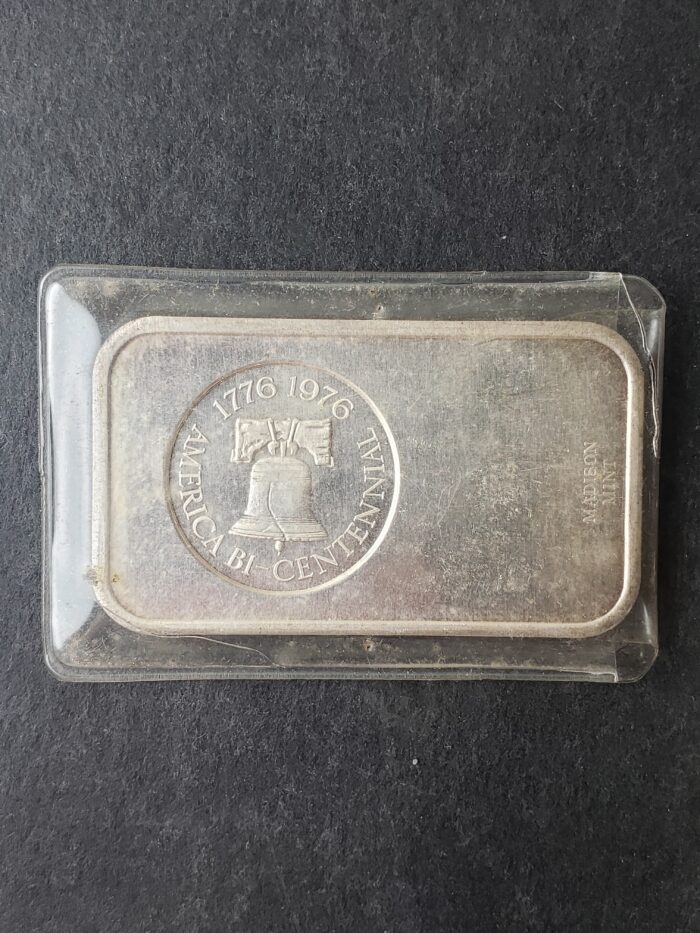 1976 1oz Silver Buffalo Bar in Plastic 50c/oz Over Spot - Image 2