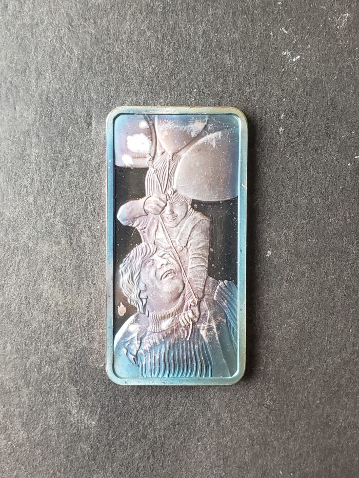 1977 Hamilton Mint 1oz Silver Father's Day Bar - Image 2